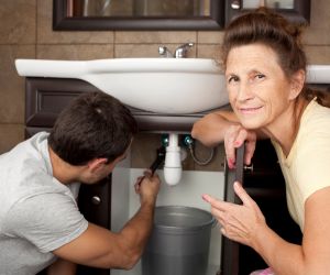 Why Choose Professional Plumbers